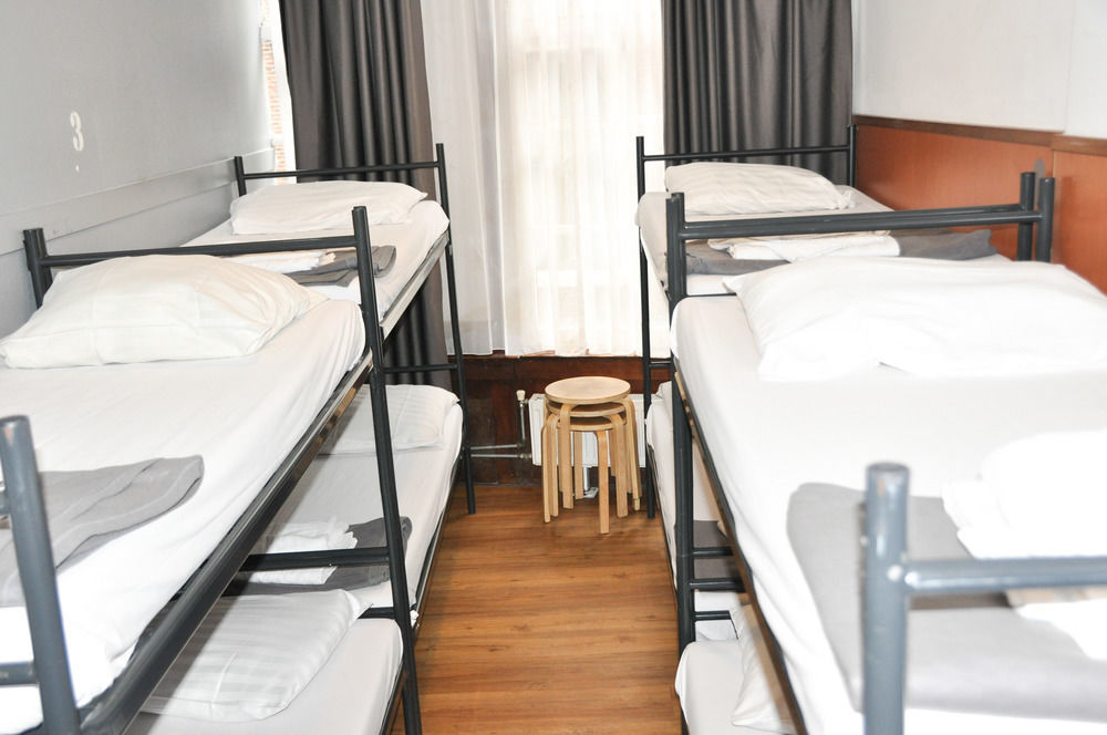 Travel Hotel Амстердам Екстериор снимка